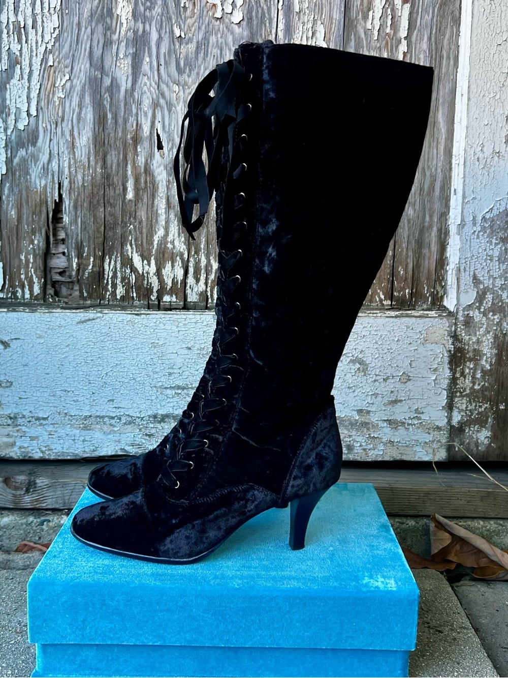 Vintage Black Velvet Lace-Up High Knee Boot